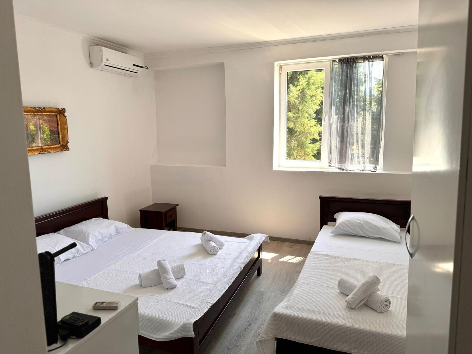 Hotel Istanbul Скопие Екстериор снимка
