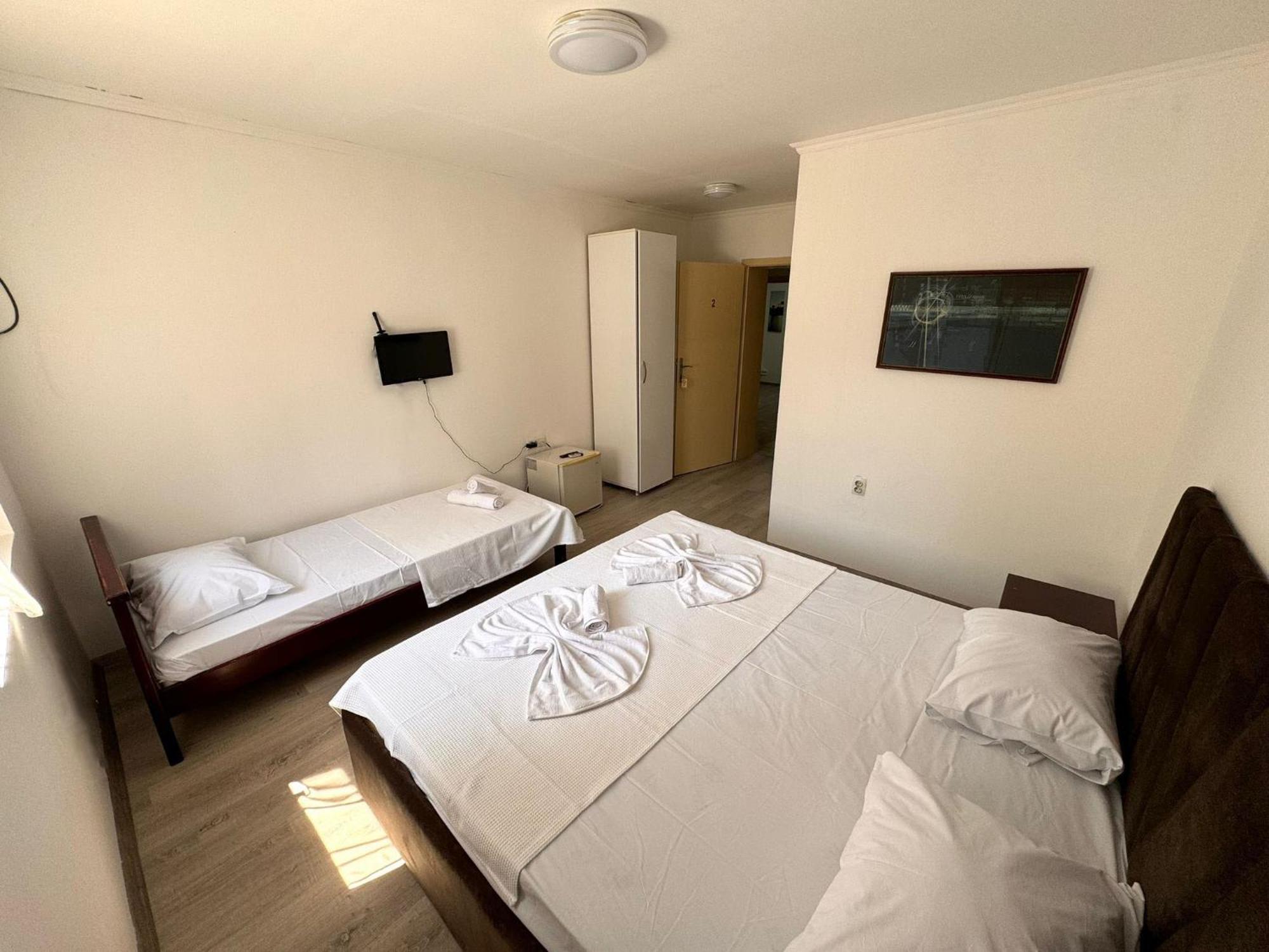 Hotel Istanbul Скопие Екстериор снимка