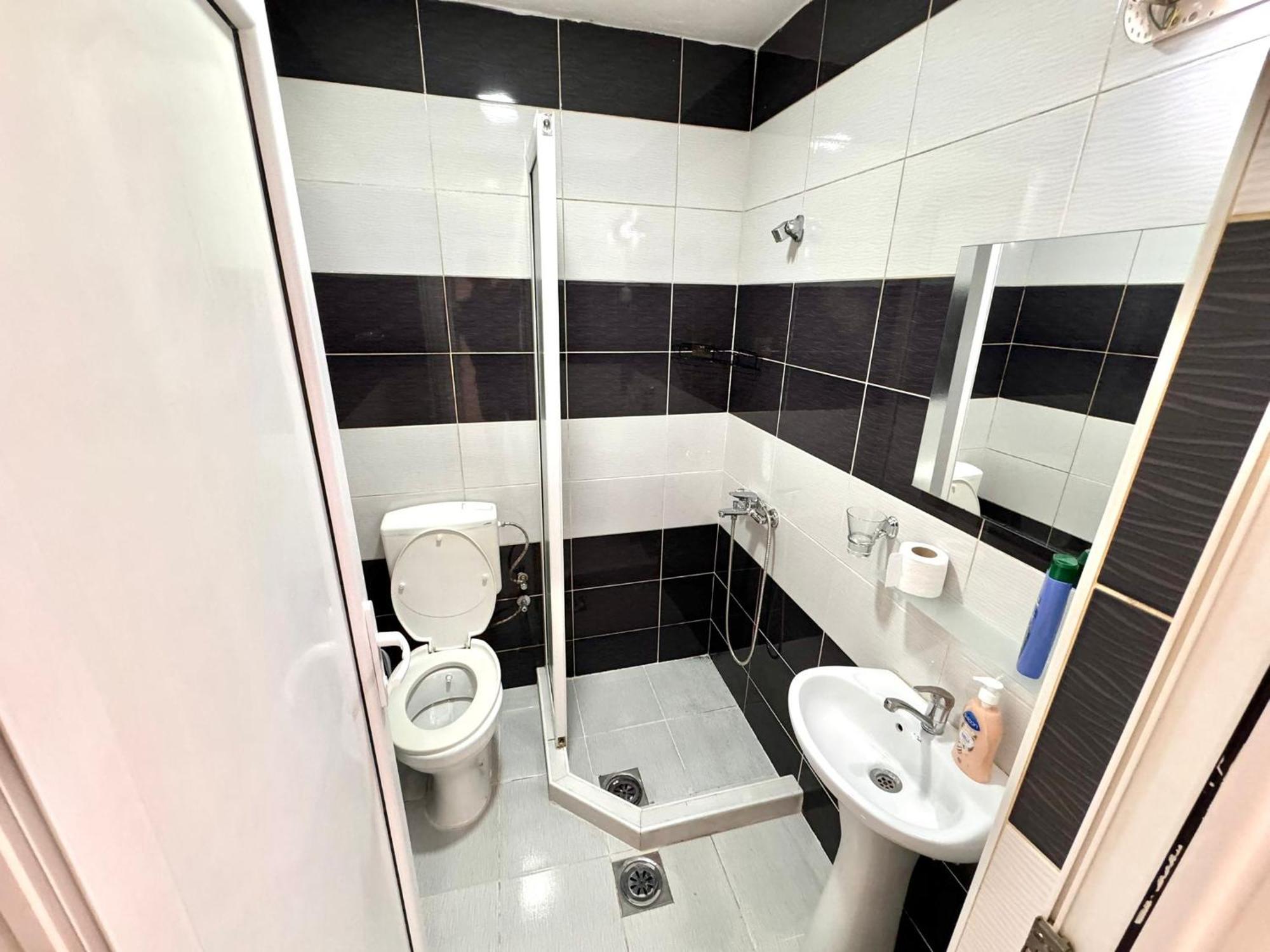 Hotel Istanbul Скопие Екстериор снимка