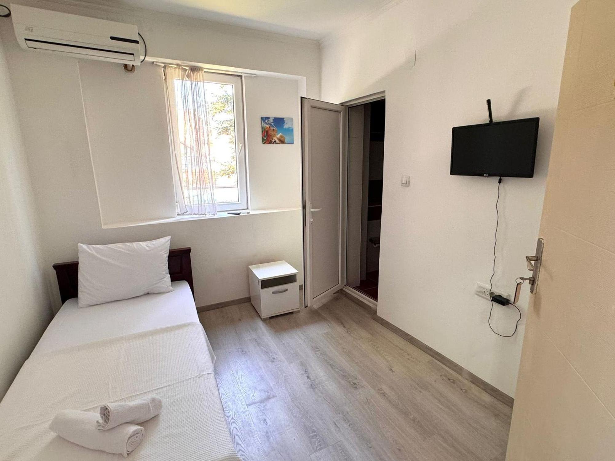 Hotel Istanbul Скопие Екстериор снимка